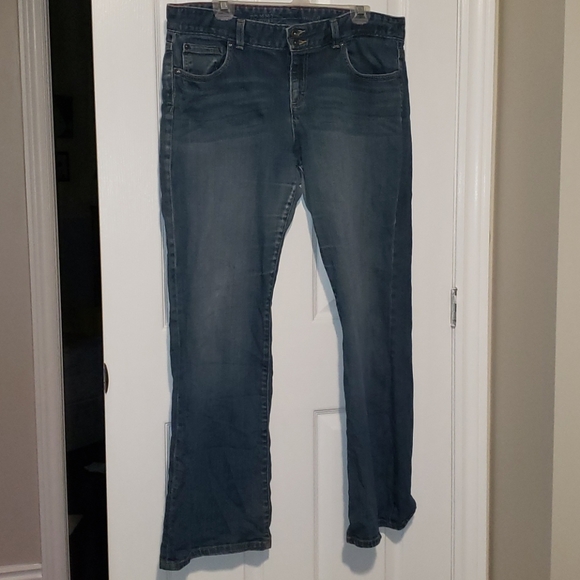 2/$15🦇 Tommy Hilfiger jeans - Picture 1 of 6